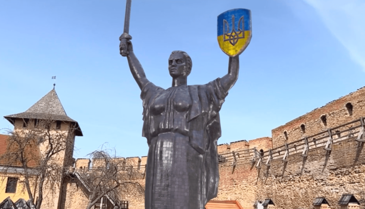 Батьківщина - Мати Київ декомунізація